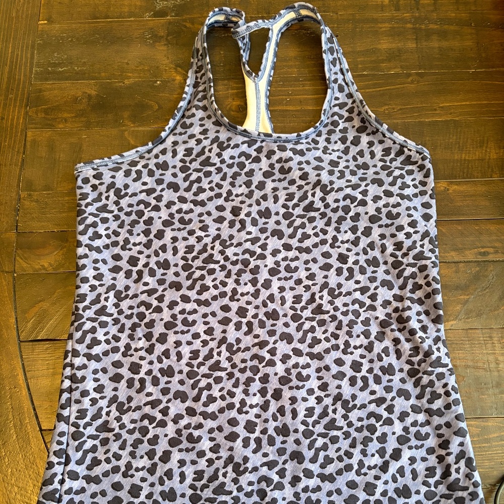 Carrie underwood tank